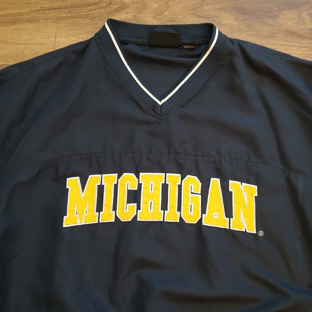 Michigan Wolverines Jacket Mens 2XL XXL Blue J2 Pullover Embroidered Spell Out